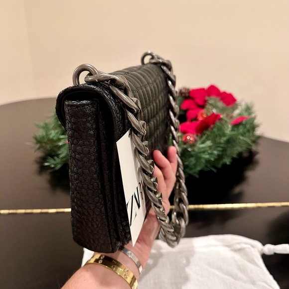 NWT RARE Zara Black Croc Embossed Faux Leather Shoulder Bag - Picture 8 of 17